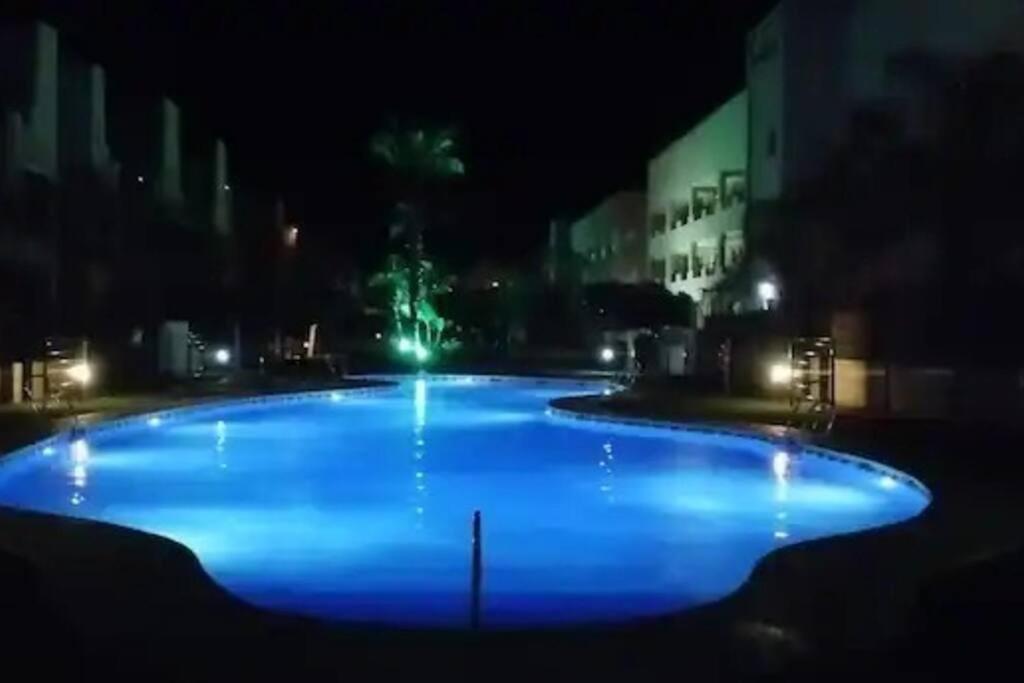 דירות Playas de Vera Bajo Con Jardin A Pie De Playa Y Piscina Comunitaria Con Jacuzzi מראה חיצוני תמונה